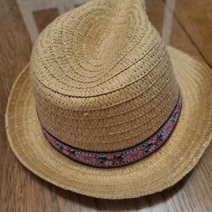 2/$15 - Fashion Hat 👒